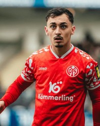 pg电子模拟器免费版-欧协联附加赛首回合罗森博格2-1逆转美因茨，阿米里破门